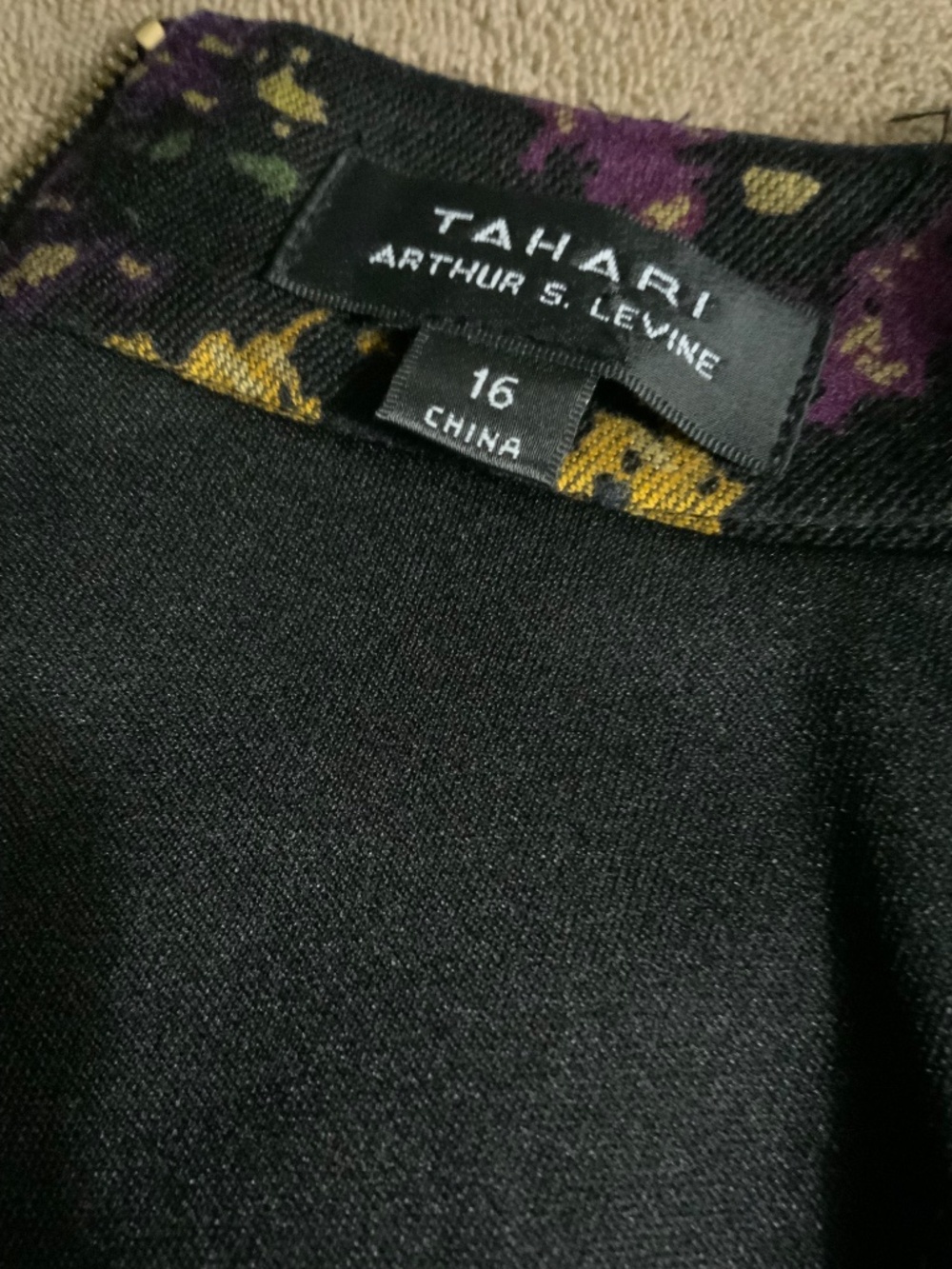 Tahari Dress Short Sleeves - Picture 8 of 9